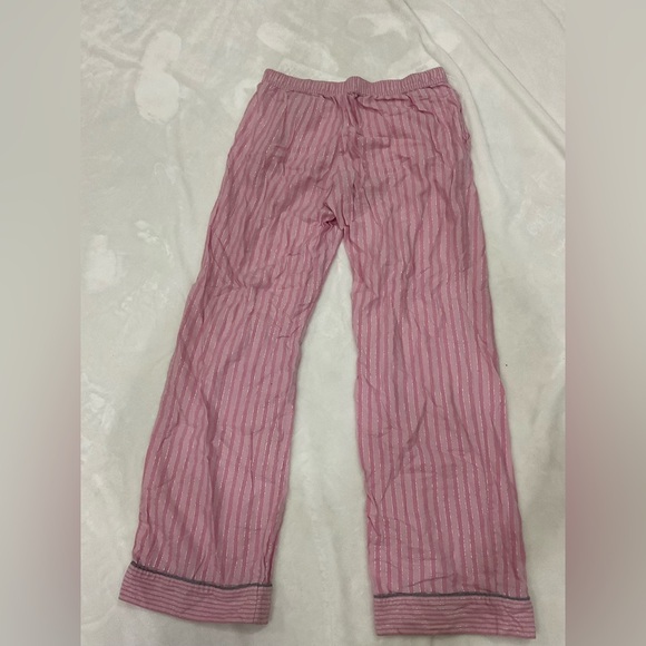 Victoria's Secret Soft Cream V-Neck Tee and Pants - Picture 7 of 9